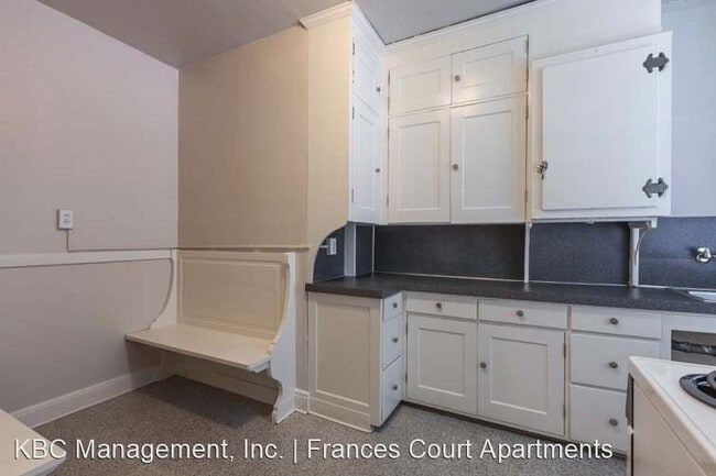 Building Photo - Studio, 1 bath Apartment - 1037 NW 20th Ave