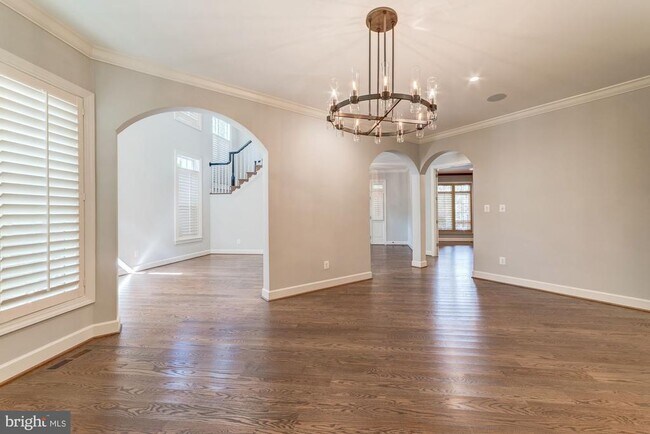 Building Photo - 1472 Carrington Ridge Ln