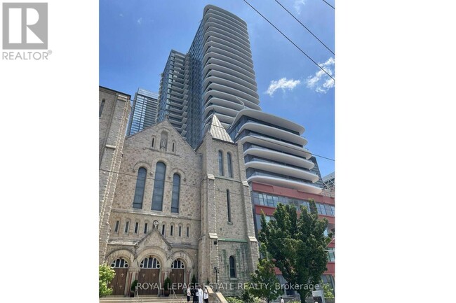 Photo du bâtiment - 280-2280 Dundas St W