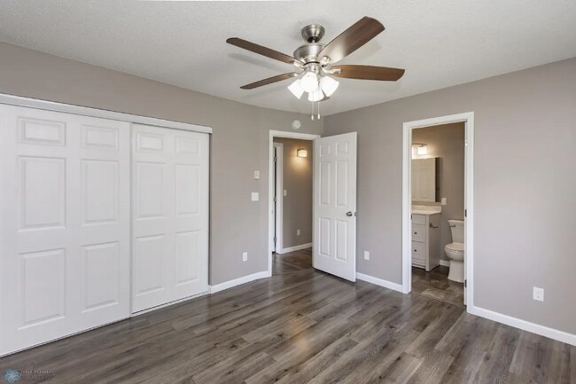 Foto del edificio - 715 49th St S