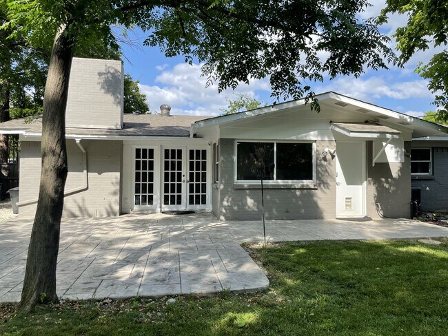 Foto del edificio - 3190 Northaven Rd