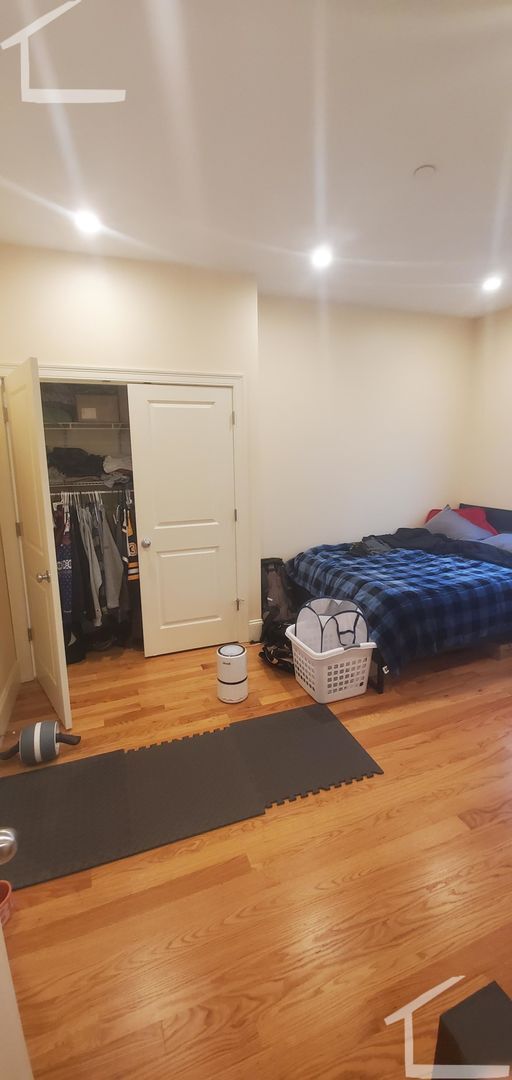 Building Photo - Brighton/St. E's 3bd2ba Townhouse - 9/1