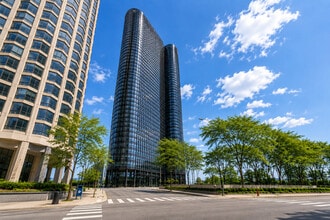 Building Photo - 155 N Harbor Dr