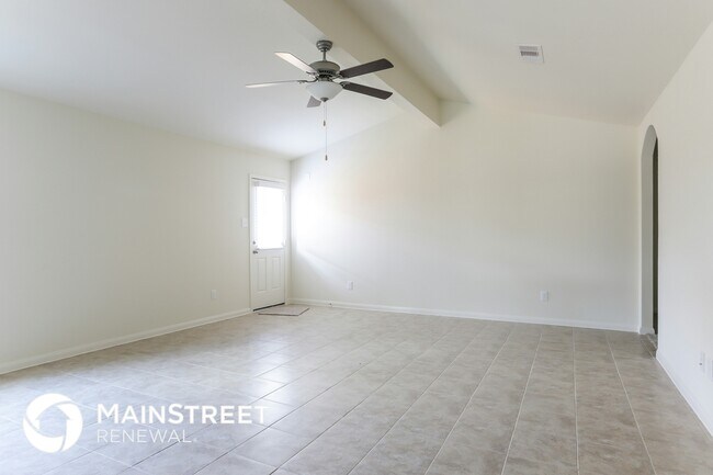 Foto del edificio - 1123 Diamond Drape Dr