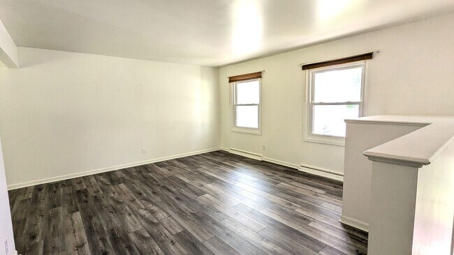 Foto del edificio - 936 Seminole Rd