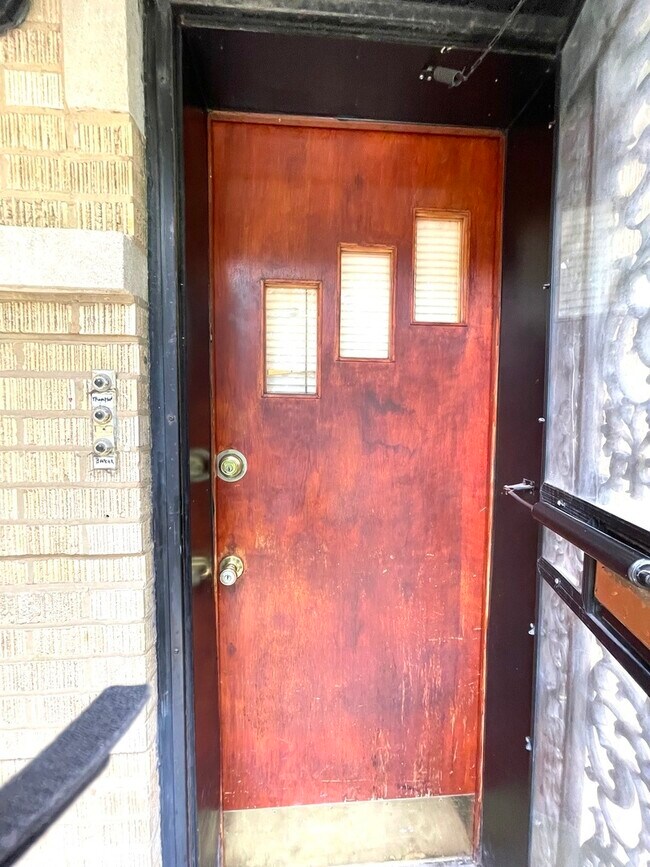 Foto del edificio - 1635 N Central Ave