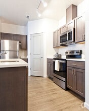 Building Photo - Prairie Pointe Apartments & Townhomes