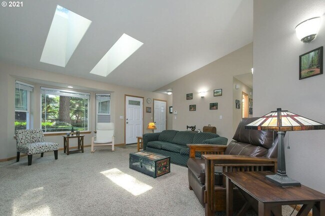 Foto del edificio - Desirable 3BD Ranch Home in Great Burton L...