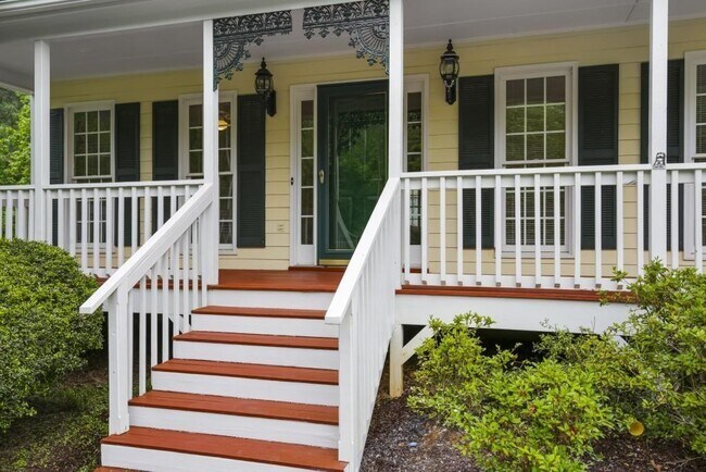 Building Photo - 1312 Dungan Dr NW