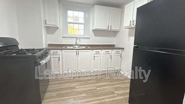 Foto del edificio - 275 Greensburg Pike