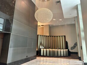 Building Photo - 951 Brickell Ave