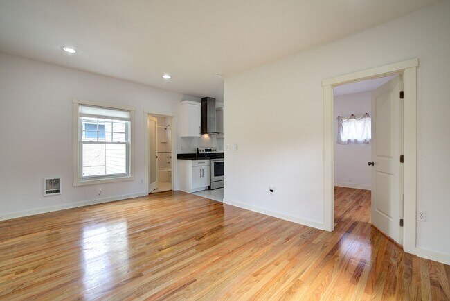 Building Photo - 9234 36th Ave SW
