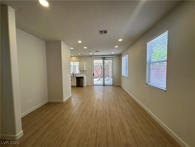 Foto del edificio - 2635 Cottonwillow St