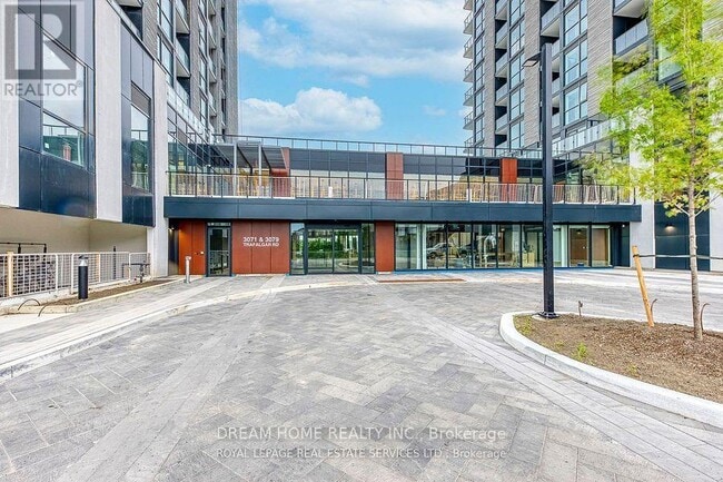 Building Photo - 3079-3079 Trafalgar Rd