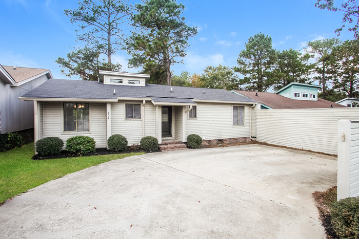 Foto principal - Cozy Home in Cayce, SC