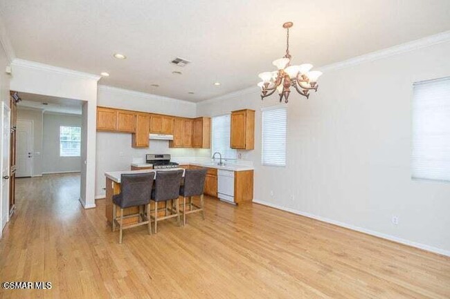 Building Photo - 1546 Windmill Way