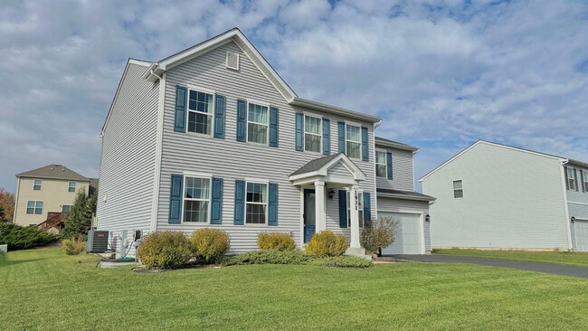 Building Photo - 1931 Wren Rd