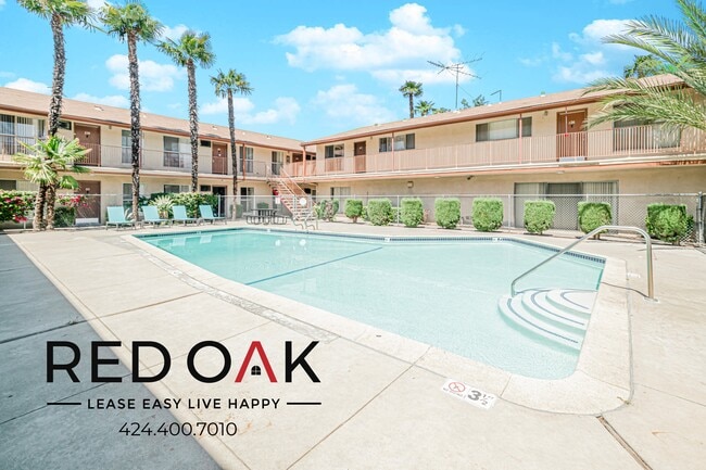 Building Photo - 615 Erie St