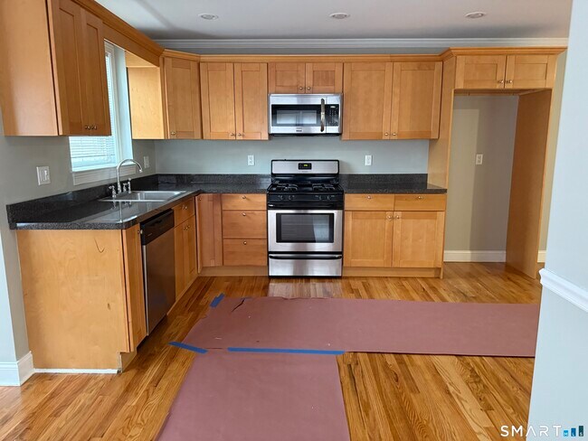 Foto del edificio - 57 Hollis Dr