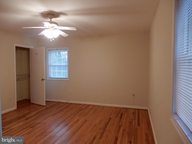 Building Photo - 7006 Cold Spring Ln