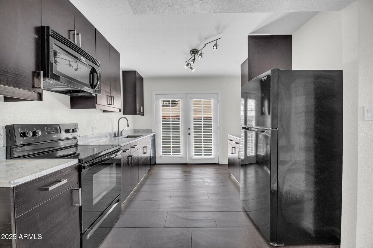 Primary Photo - 3034 N 35th St