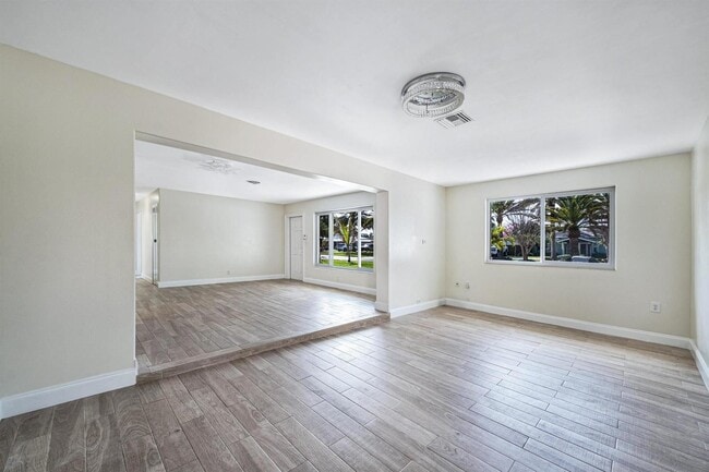 Foto del edificio - 2611 NE 16th St