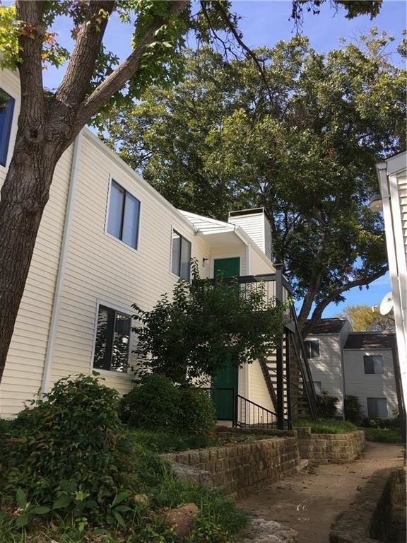 Building Photo - 7431 Holly Hill Dr