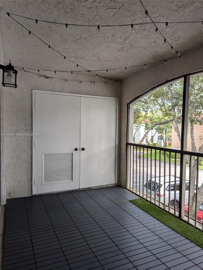 Foto del edificio - 11974 NW 11th St