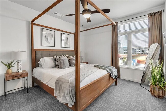 Foto del edificio - 5100 W Park Ave