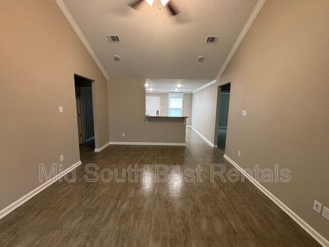 Foto del edificio - 200 Magnolia Ct