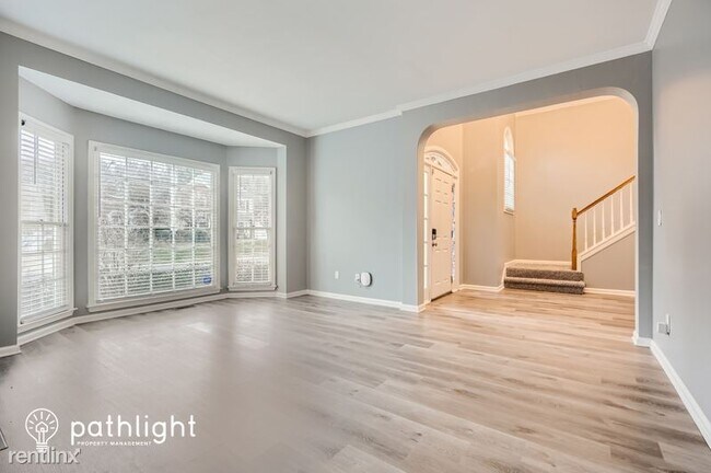 Building Photo - 4 br, 2.5 bath House - 3937 Remington Way ...