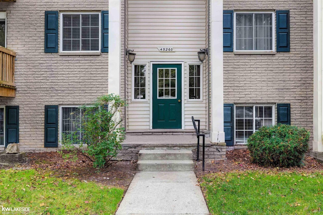 Primary Photo - 45260 Keding St