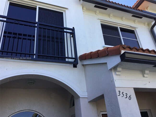 Building Photo - 3536 NW 29th Pl