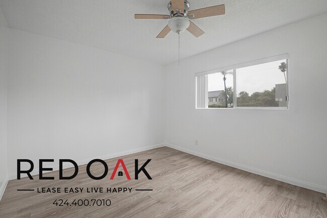 Foto del edificio - 630 N Cerritos Ave