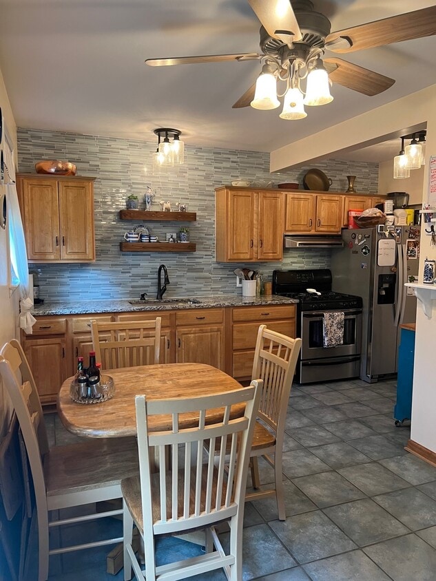 Kitchen - 120 W Franklin St