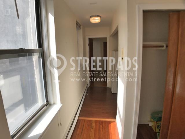 Building Photo - 1 bedroom in Boston MA 02134