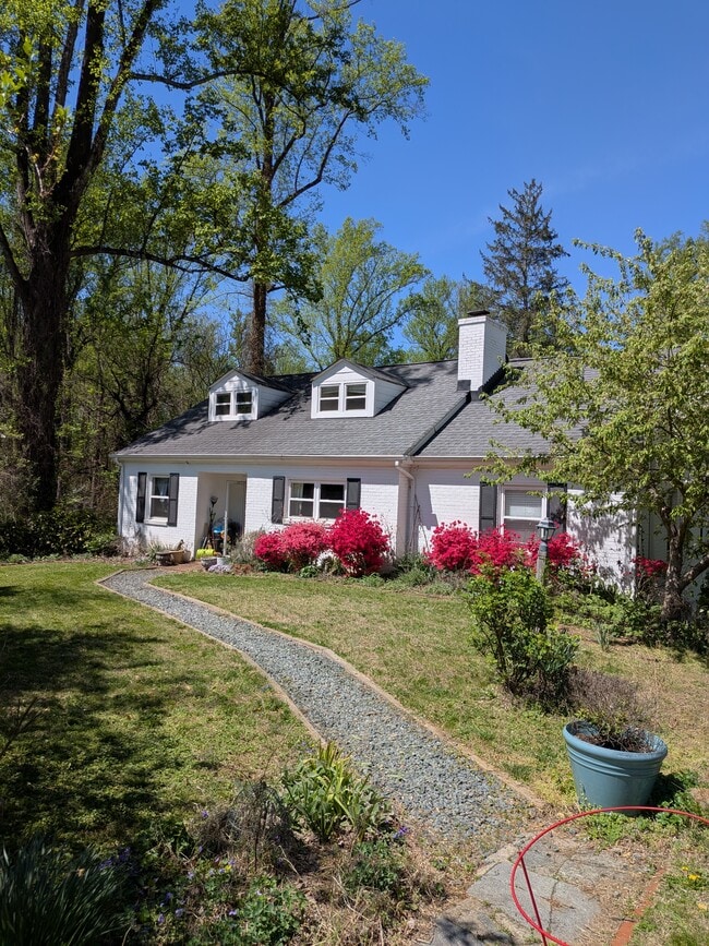 116 Howard Drive - 116 Howard Dr