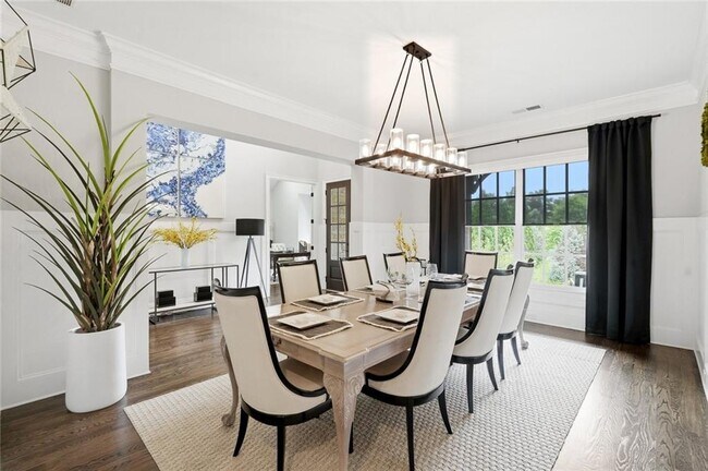 Foto del edificio - 1012 Summit View Ln