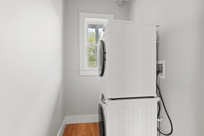 Foto del edificio - 426 Bowdoin St