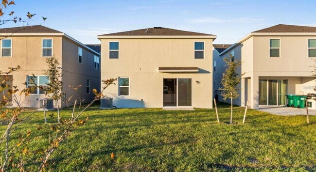 Photo - Modern 4-Bedroom Home with Spacious Layout in Clermont