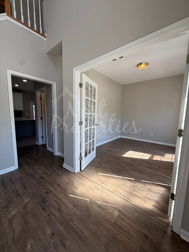 Foto del edificio - 9 Ashley Hall Ct