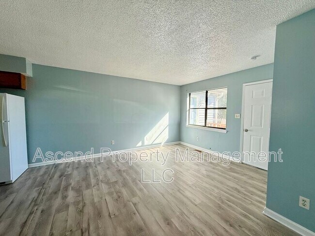 Foto del edificio - 2701 NW Georgetown Dr