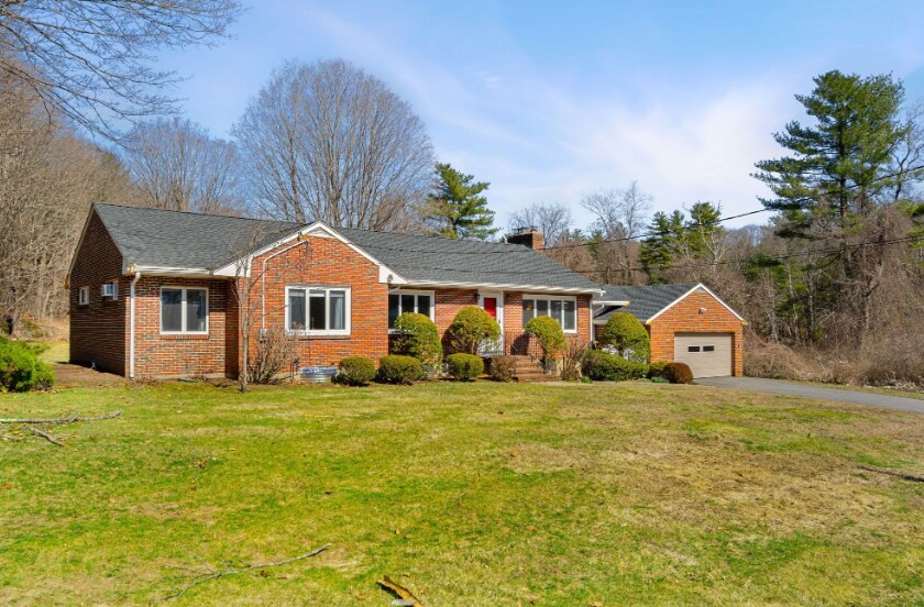 Primary Photo - 115 Mill St