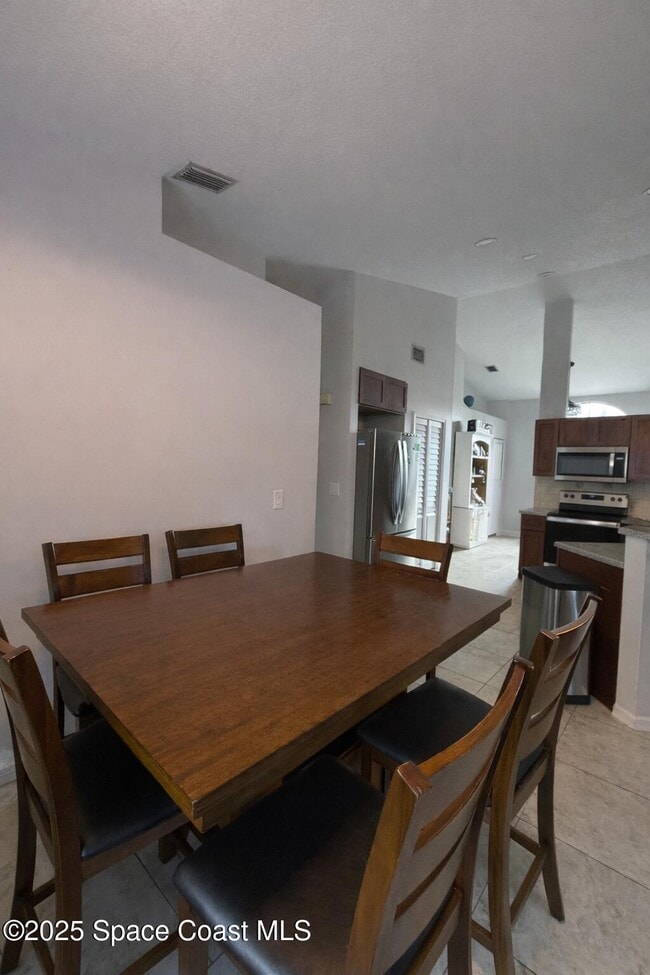 Foto del edificio - 1914 Jacques Dr