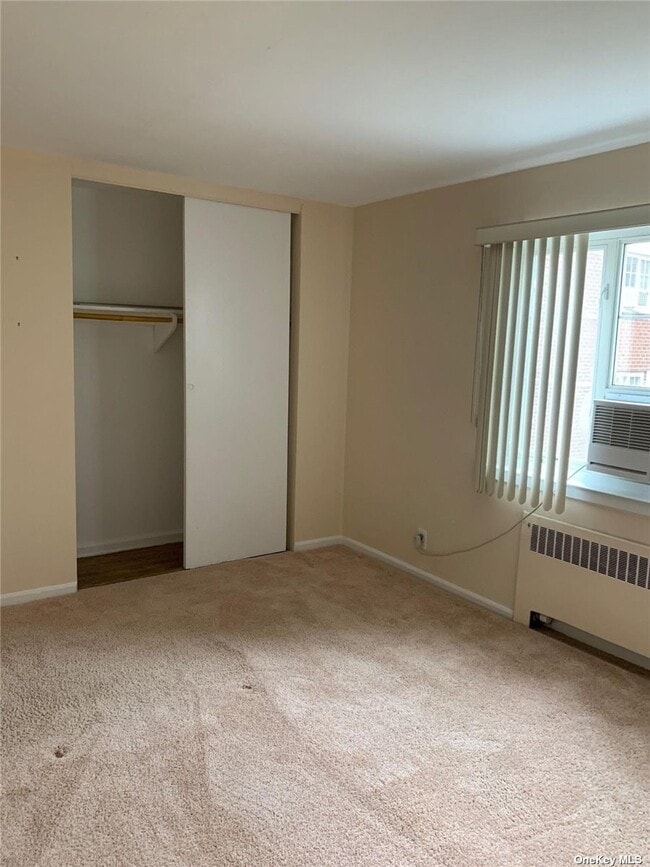 Building Photo - 22 Nathan Hale Dr