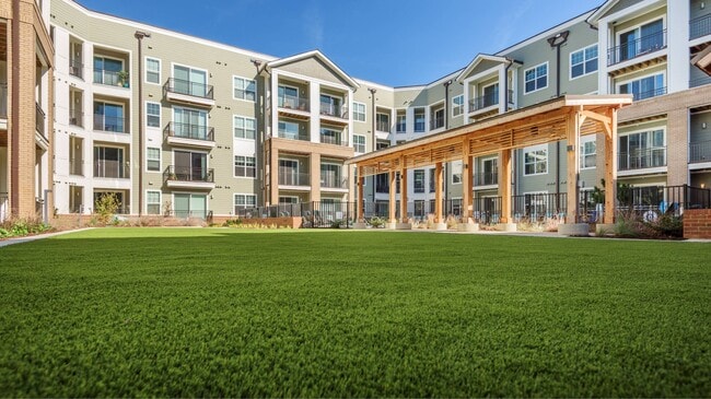 Building Photo - The Cardinal Apartments