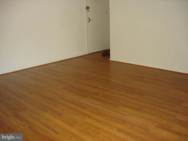 Foto del edificio - 7346 Lee Hwy