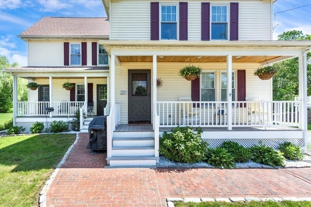 Foto principal - 134 Peck St