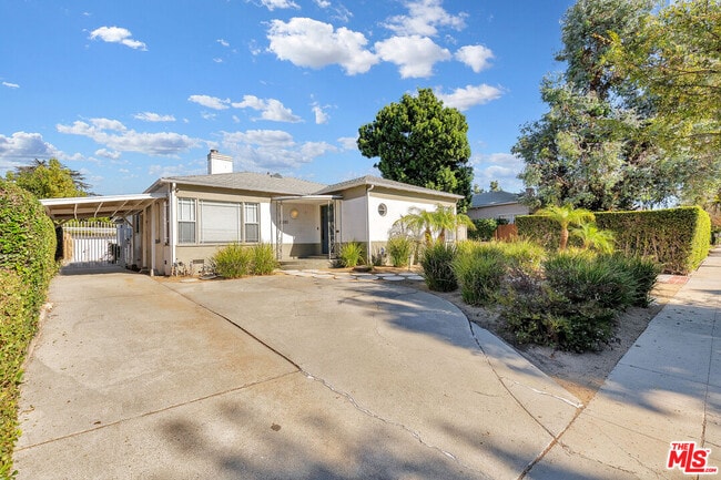 Building Photo - 6283 Commodore Sloat Dr