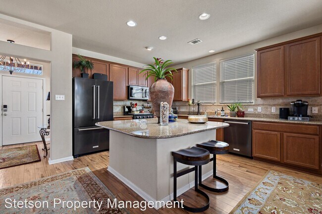 Building Photo - 3 br, 2.5 bath House - 2341 Herzog